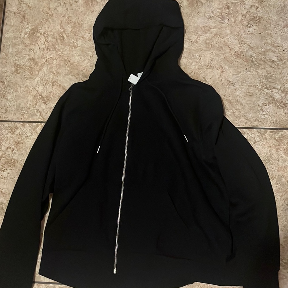 black h&m zip up